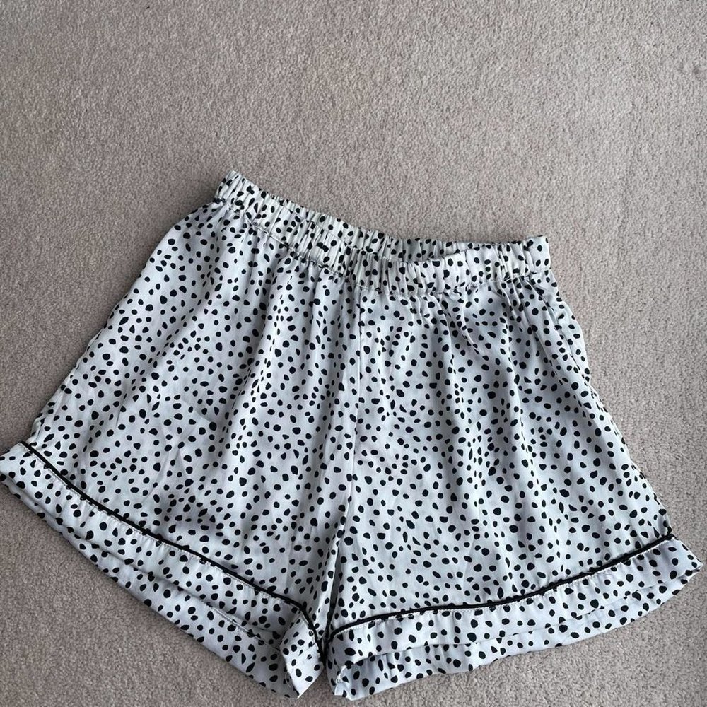 PrettyLittleThing Womens White and Black Pajamas - Picture 5 of 7